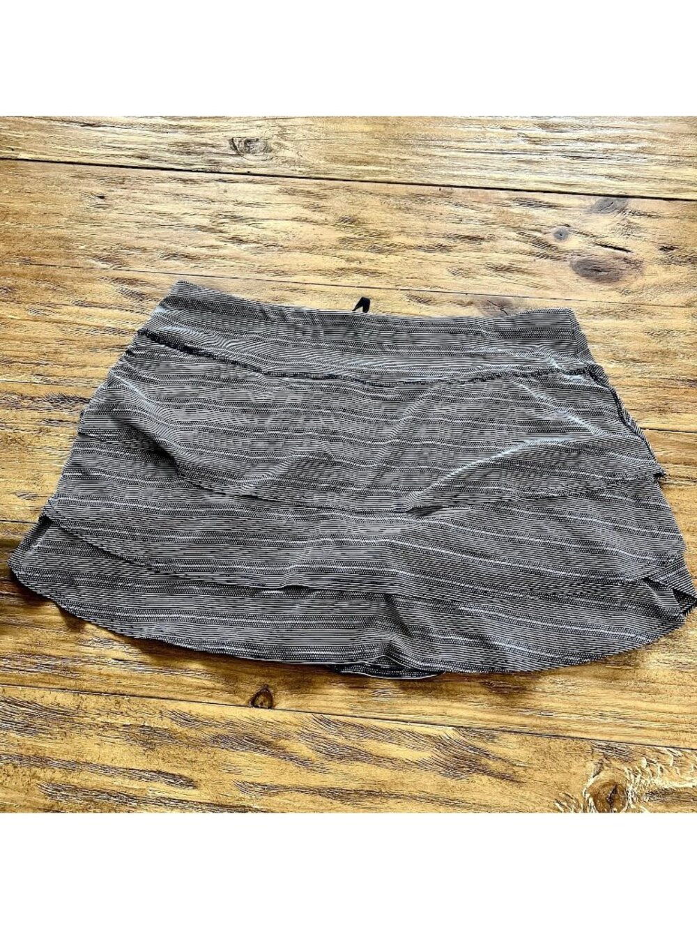 Athleta XL Navy Striped Skort Athletic Tennis Golf Running Skirt Built In